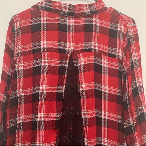 No Boundaries Red Plaid Lace Blouse Size M (7-9) - Picture 3 of 7